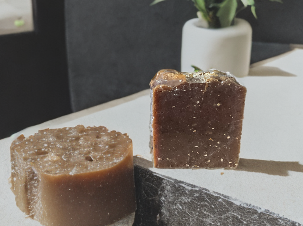 Luxury Oatmeal Milk, and Honey Artisan Soap ￼