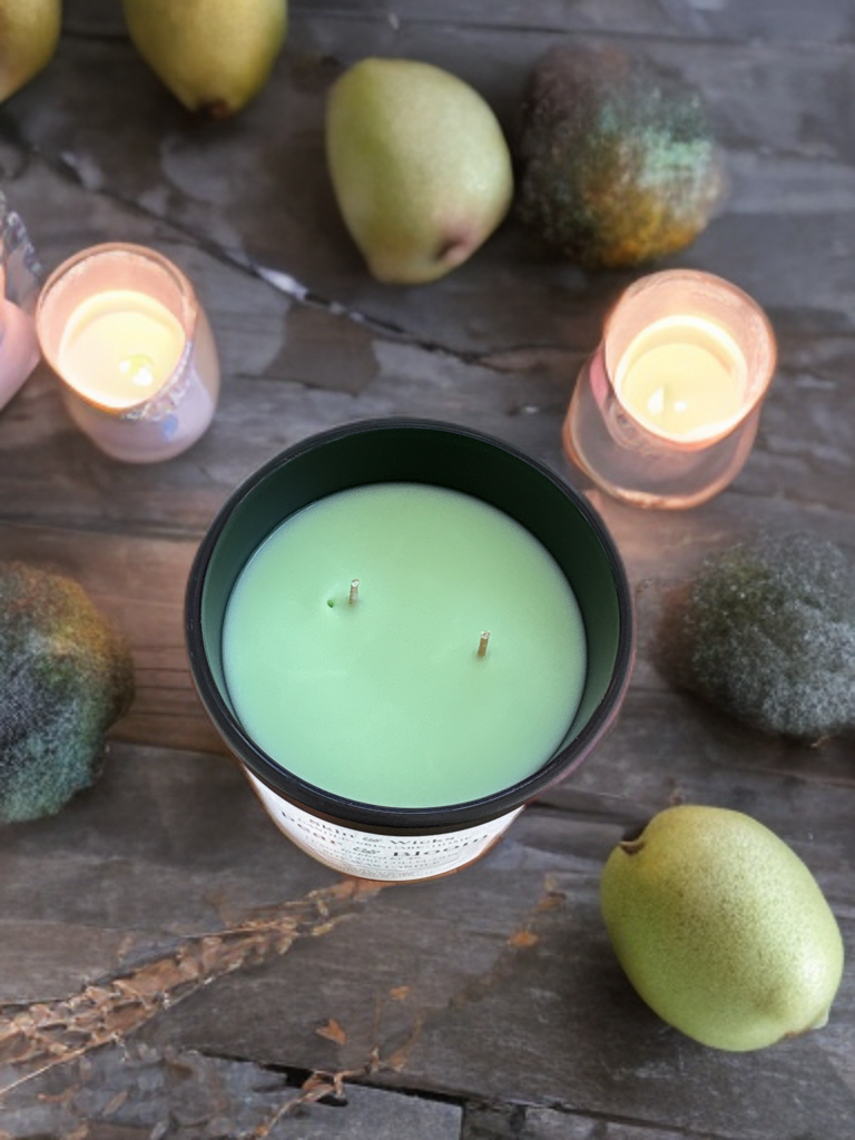 Pear and Bloom Luxury Candle | Fresh Pear Floral Scent